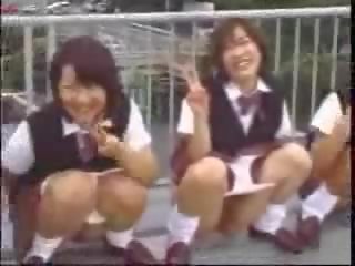 Japonská puberťáci jsou opravdu nezbedný video